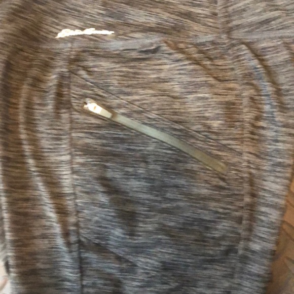 Small Eddie Bauer crop active pants - Picture 6 of 8